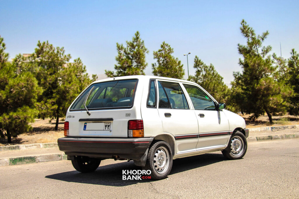 شیشه پراید هاچ بک